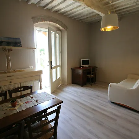 Botrona Alojamento de Acomodação e Pequeno-almoço Scarlino