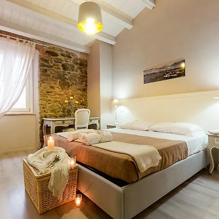 Couette-café Botrona 3*